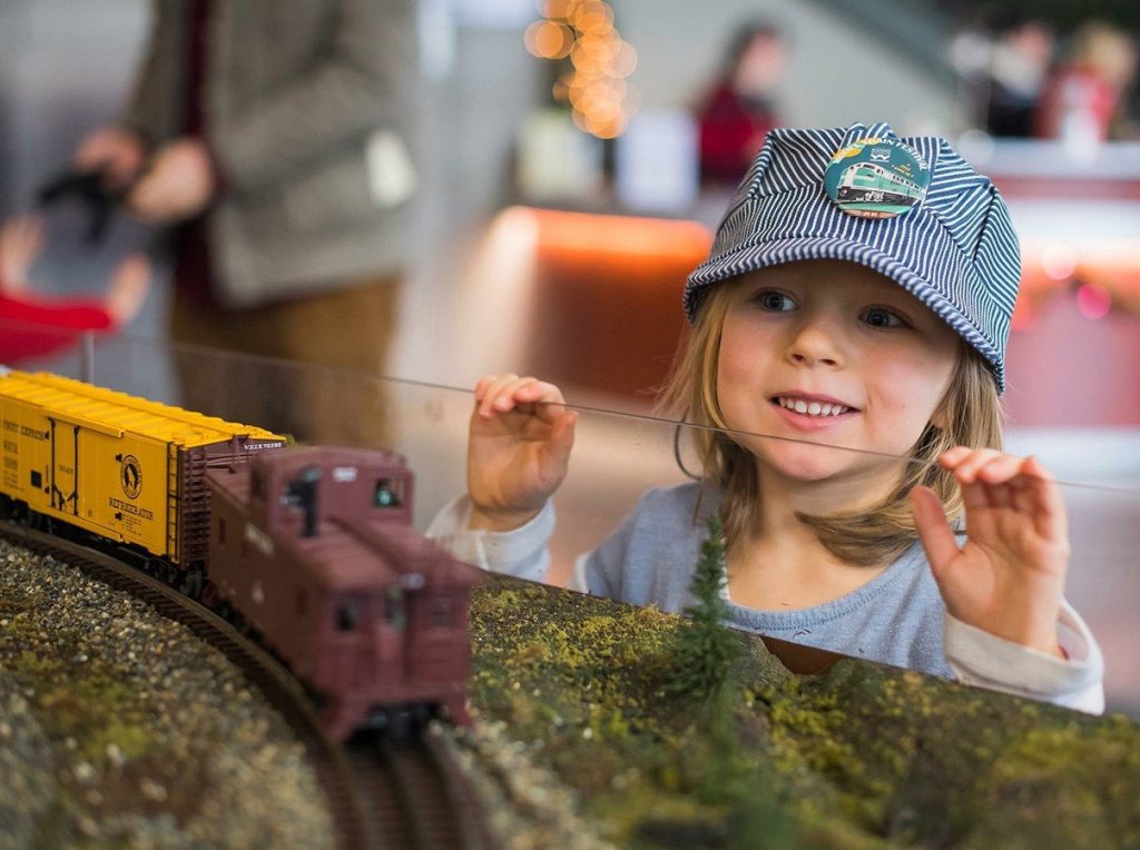 May 17: KID'S TRAIN DAY